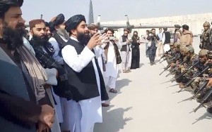Đội đặc nhiệm của Taliban kiểm soát sân bay ở Kabul