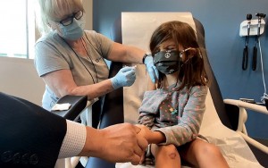Xóa bỏ lo ngại về tiêm vaccine ngừa Covid-19 cho trẻ em