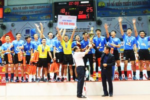 Huấn luyện viên Thái Quang Lai: "Đội bóng chuyền Sanest Khánh Hòa quyết tâm bảo vệ chức vô địch quốc gia"