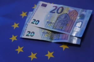 Đồng tiền chung châu Âu euro tròn 20 tuổi