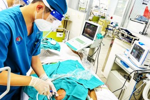 Giải pháp trong phẫu thuật khớp háng và đặt catheter tĩnh mạch