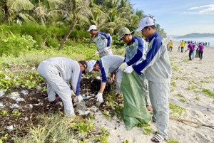 Khối thi đua số 7 - thị xã Ninh Hòa: Xuất quân Chiến dịch tình nguyện bảo vệ môi trường biển