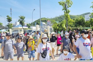 Dịp nghỉ lễ 2-9: Khách du lịch đến Khánh Hòa tương đối đông