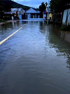 Tình trạng ngập nước trên đường Nguyễn Thị Định (Khánh Vĩnh): Sẽ khắc phục vào đầu năm 2023