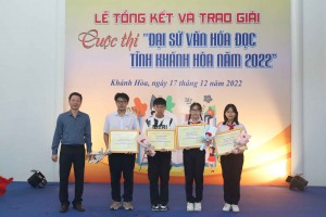 Trao giải cuộc thi Đại sứ văn hóa đọc cho 35 học sinh
