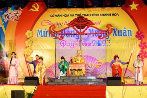Nhà hát Nghệ thuật truyền thống tỉnh Khánh Hòa: Khai xuân phục vụ khán giả